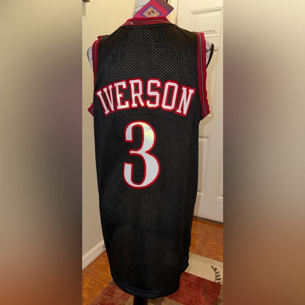 Mitchell & Ness Allen Iverson 97-98 Sixers #3 Basketball Jersey Authentic- NWT - Picture 4 of 6
